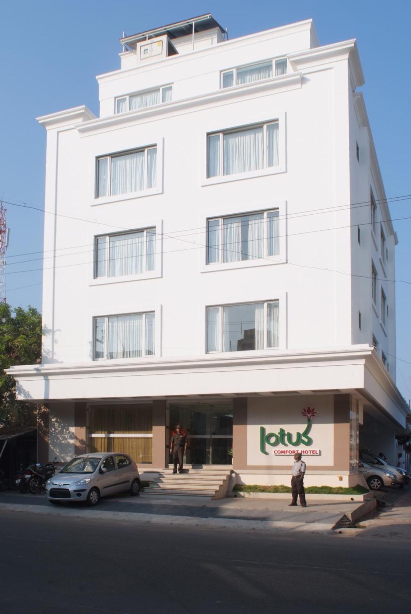 Lotus Comfort - A Pondy Hotel Пондичери Екстериор снимка